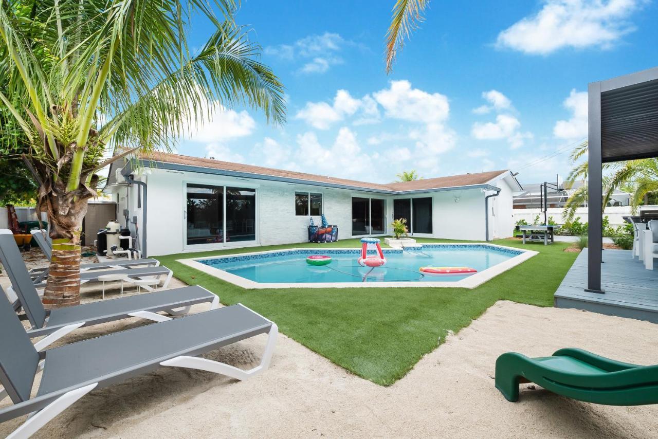 Stunning 5br Heated Pool, Access & Games L06 *