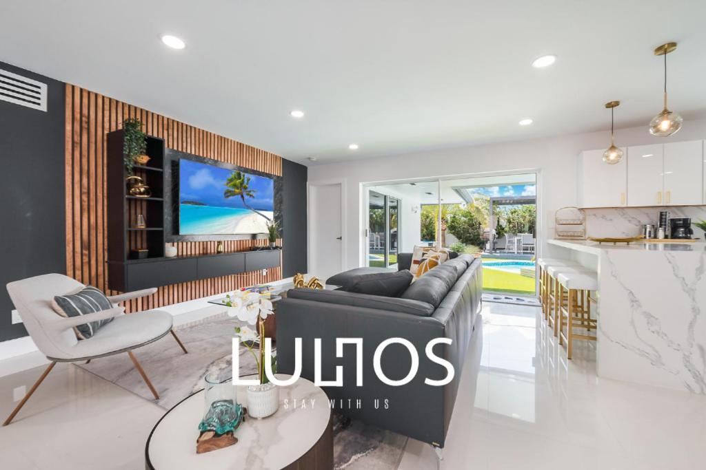 Ferienhaus Stunning 5br Heated Pool, Access & Games L06 *
